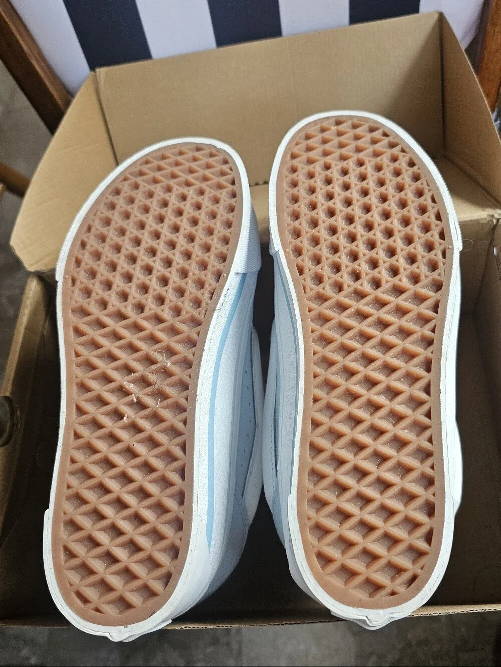 Vans KNU STACK Vintage Satin Dream Blue. Womens size 8.5